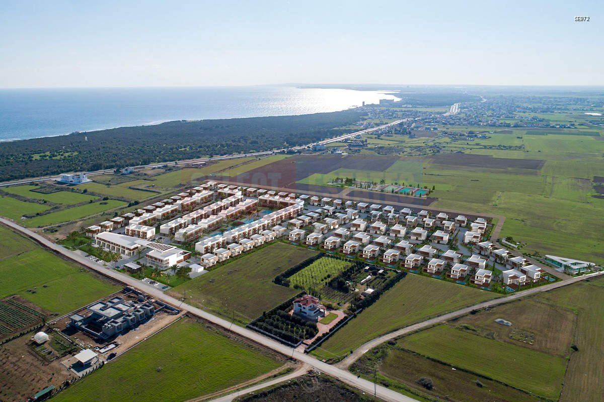 Duplex with Sea View in İskele