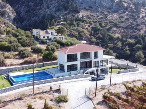 Ultra Luxury Villa in Yeşiltepe