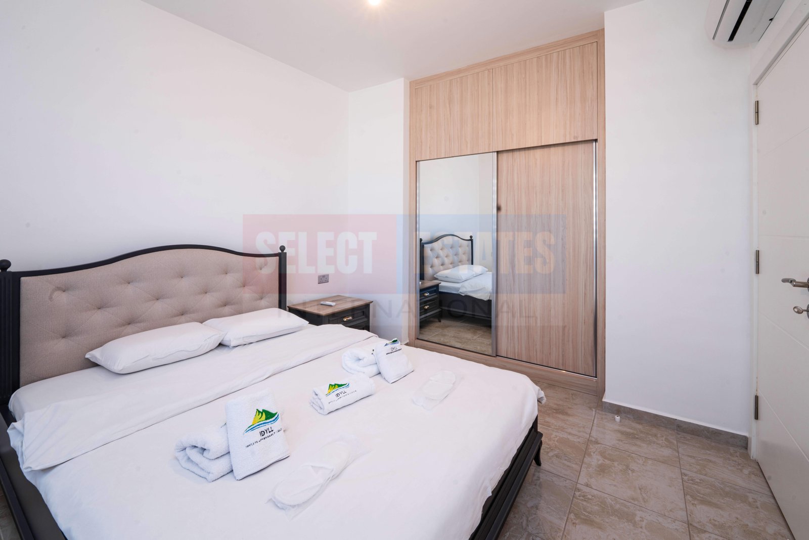 1228_003 In Esentepe, Immediate Delivery with Garden Flat