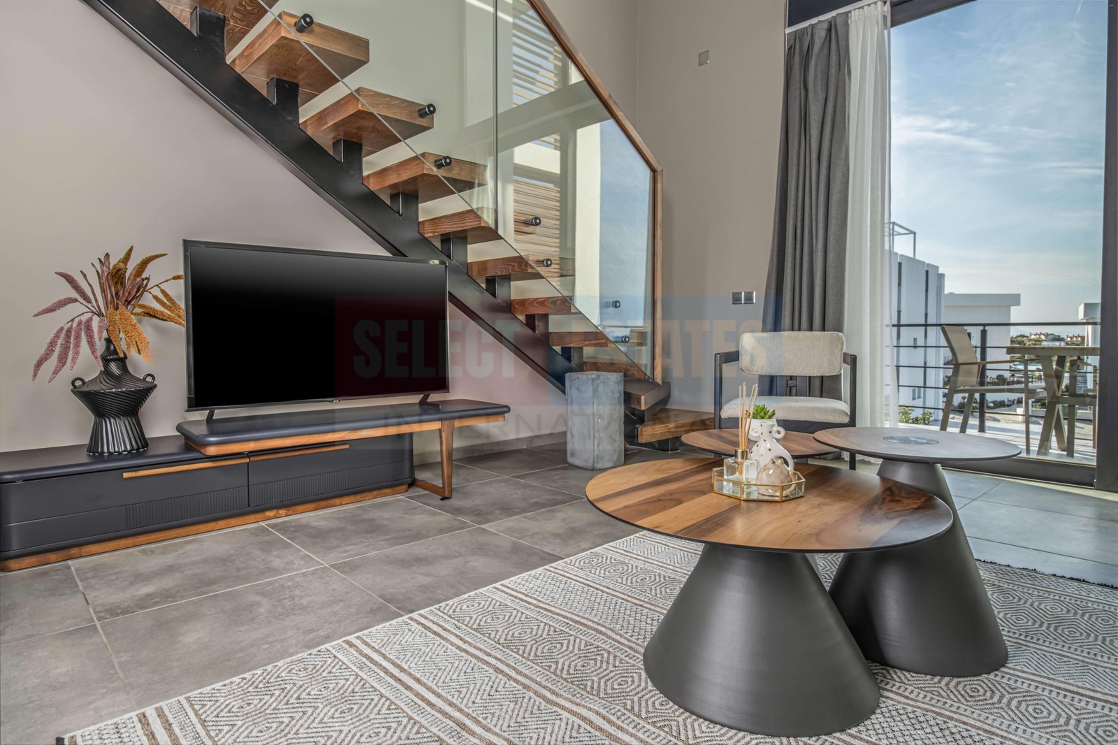 Furnished Loft Penthouse in Esentepe