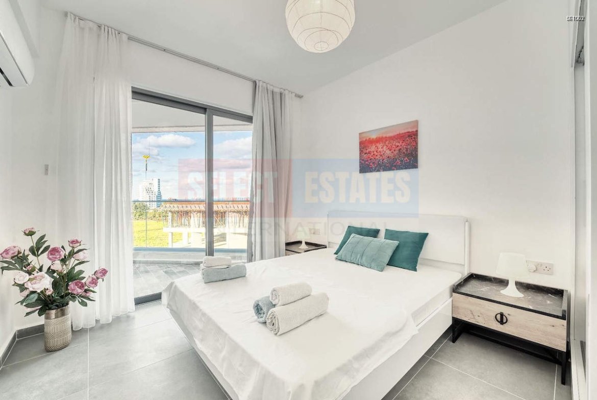 Seafront Loft in Gaziveren