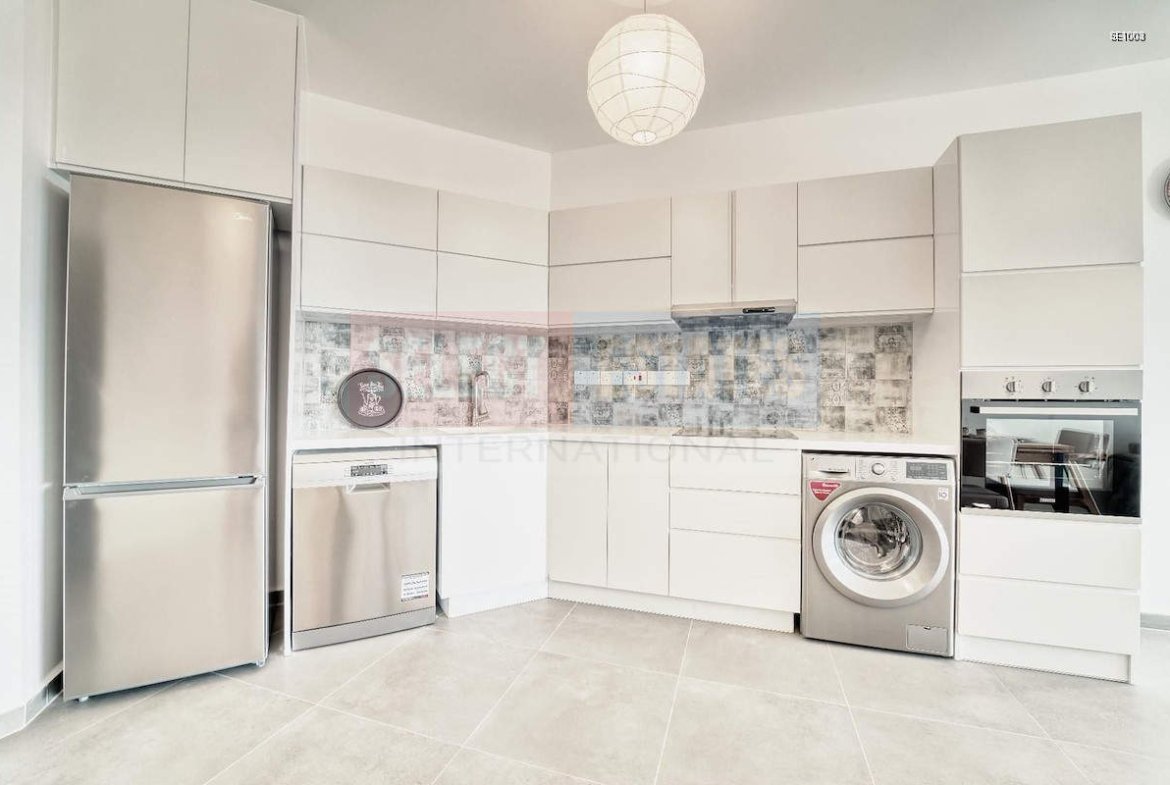 Ready-to-move-in Apartment in Gaziveren