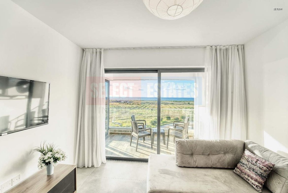 Seafront Loft in Gaziveren