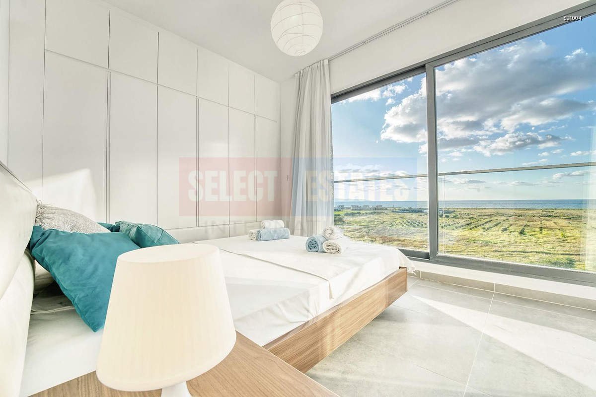 Seafront Loft in Gaziveren