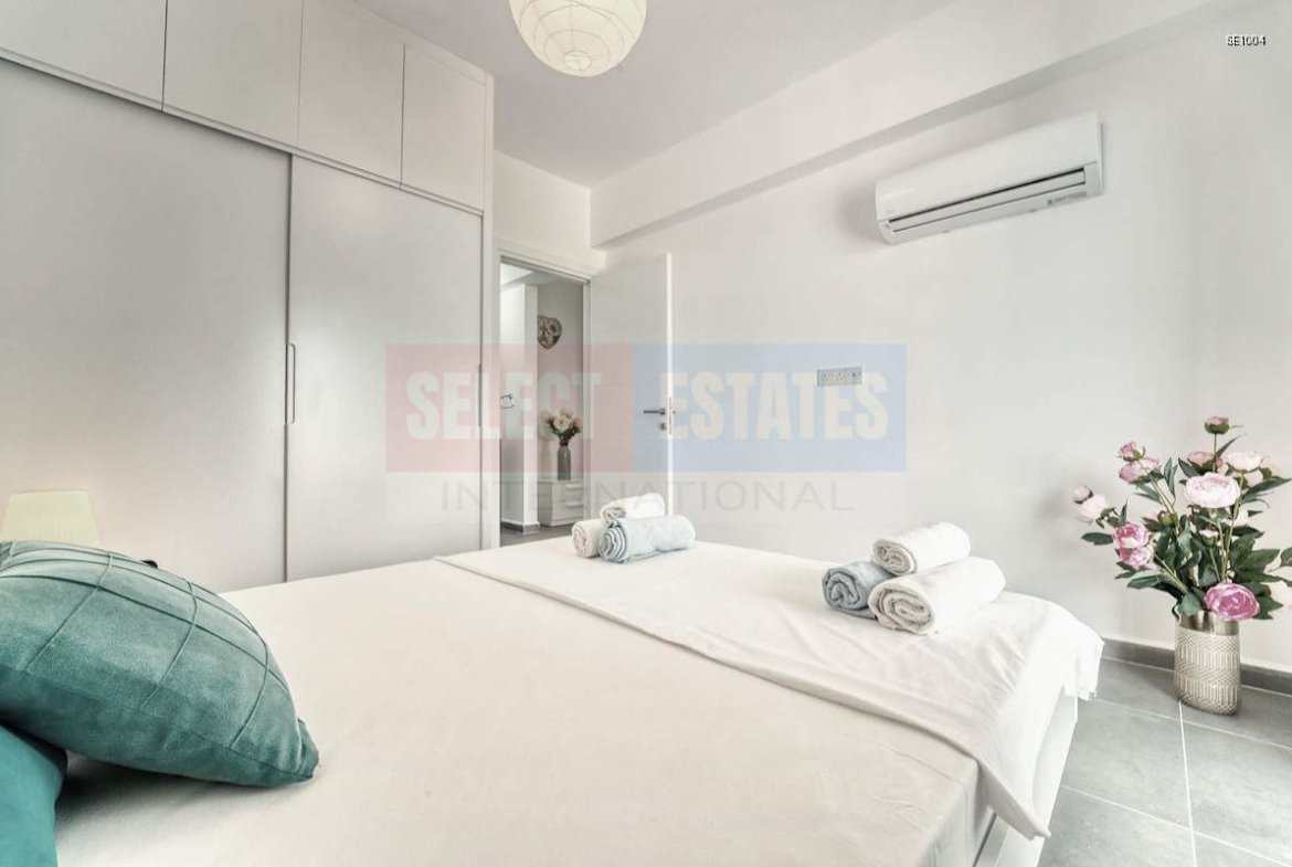 Seafront Loft in Gaziveren