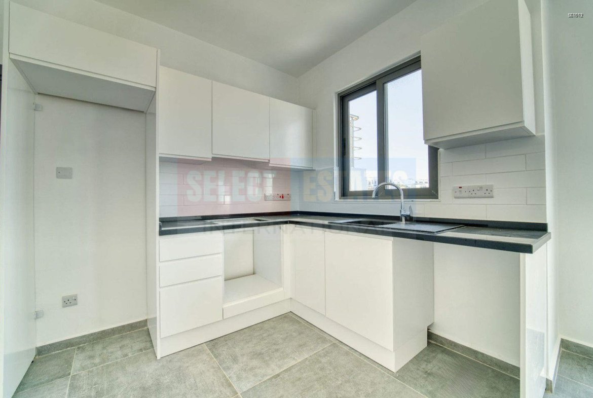 Ready Sea View Penthouse in Bahçeli