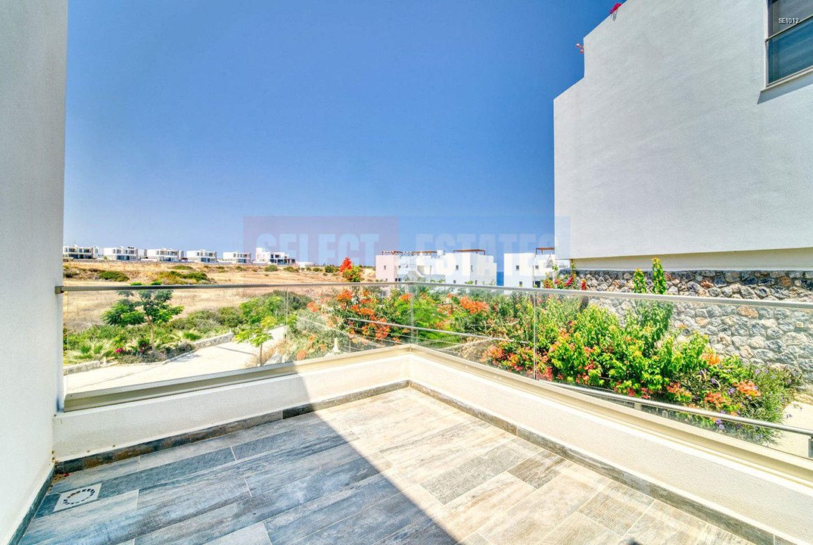 Ready Sea View Penthouse in Bahçeli