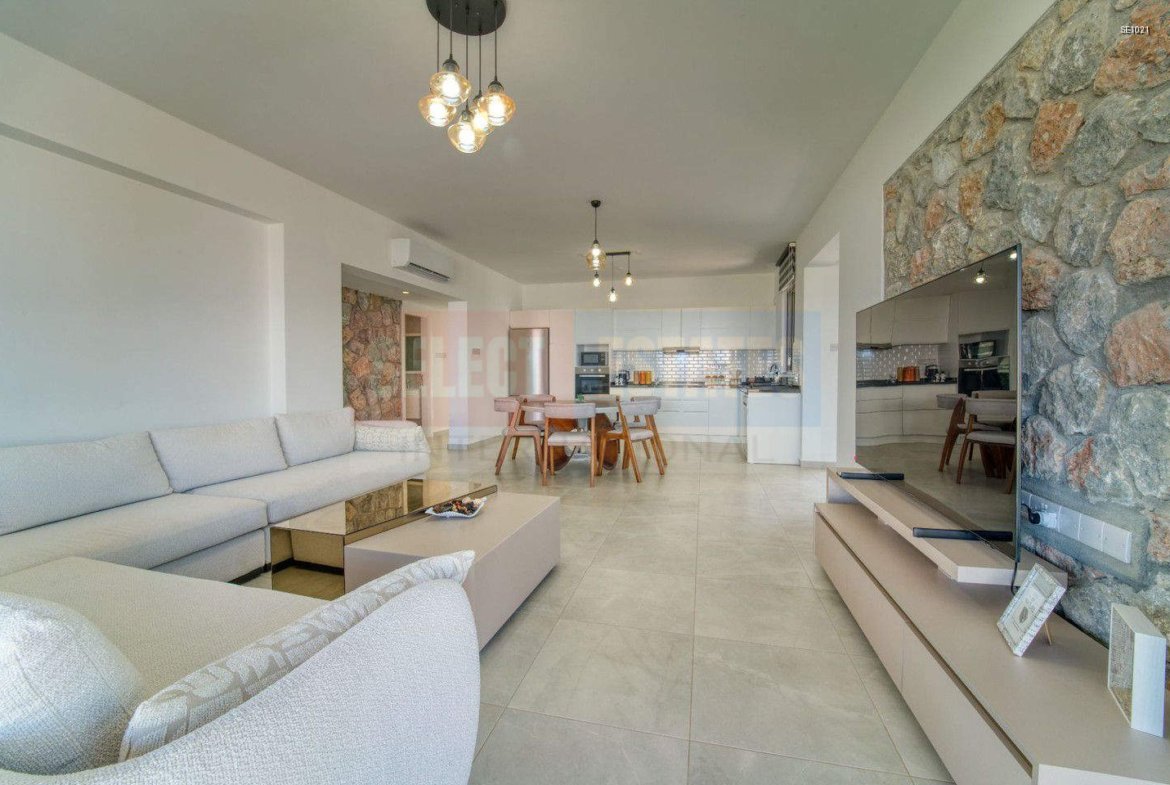 Seafront Ready Bungalow in Bahçeli
