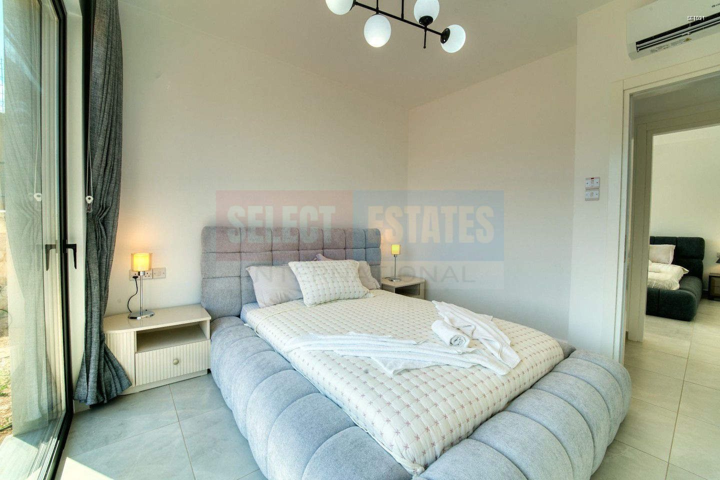Seafront Ready Bungalow in Bahçeli