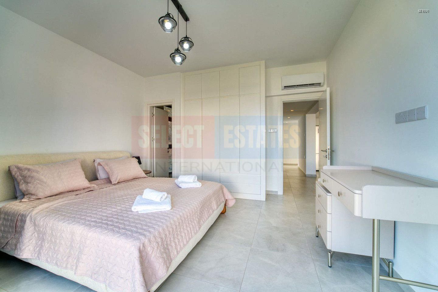 Seafront Ready Bungalow in Bahçeli