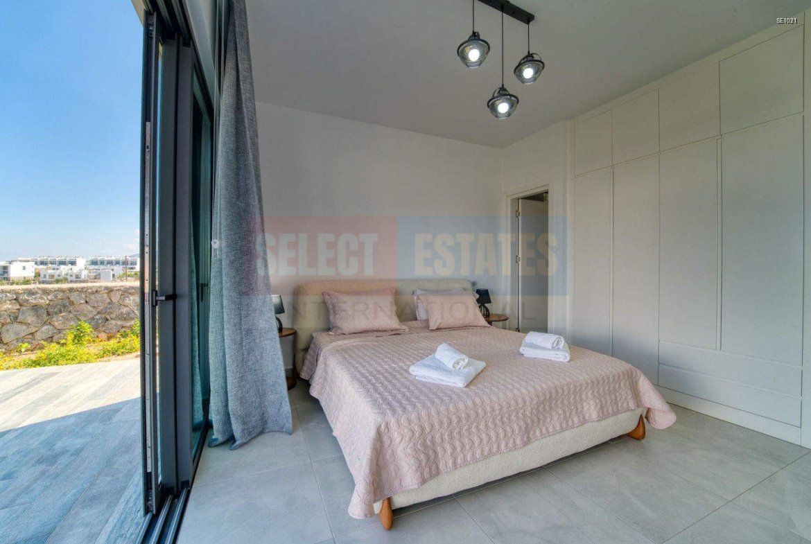 Seafront Ready Bungalow in Bahçeli