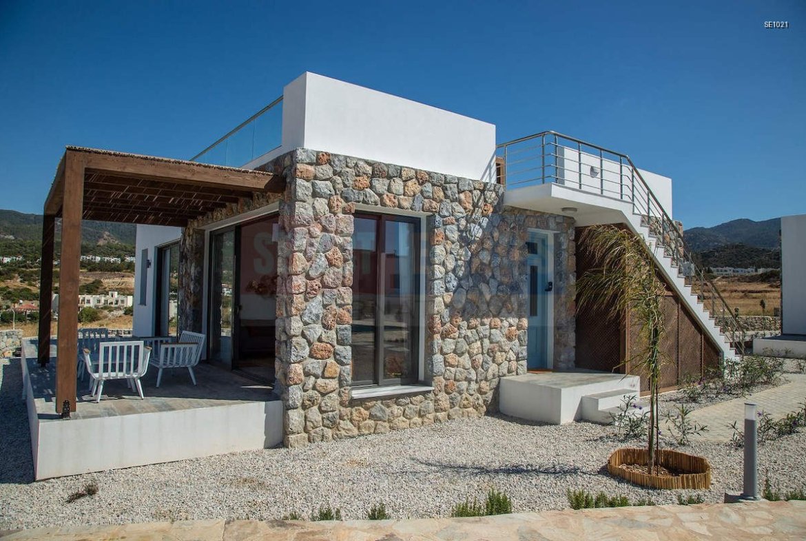 Seafront Ready Bungalow in Bahçeli