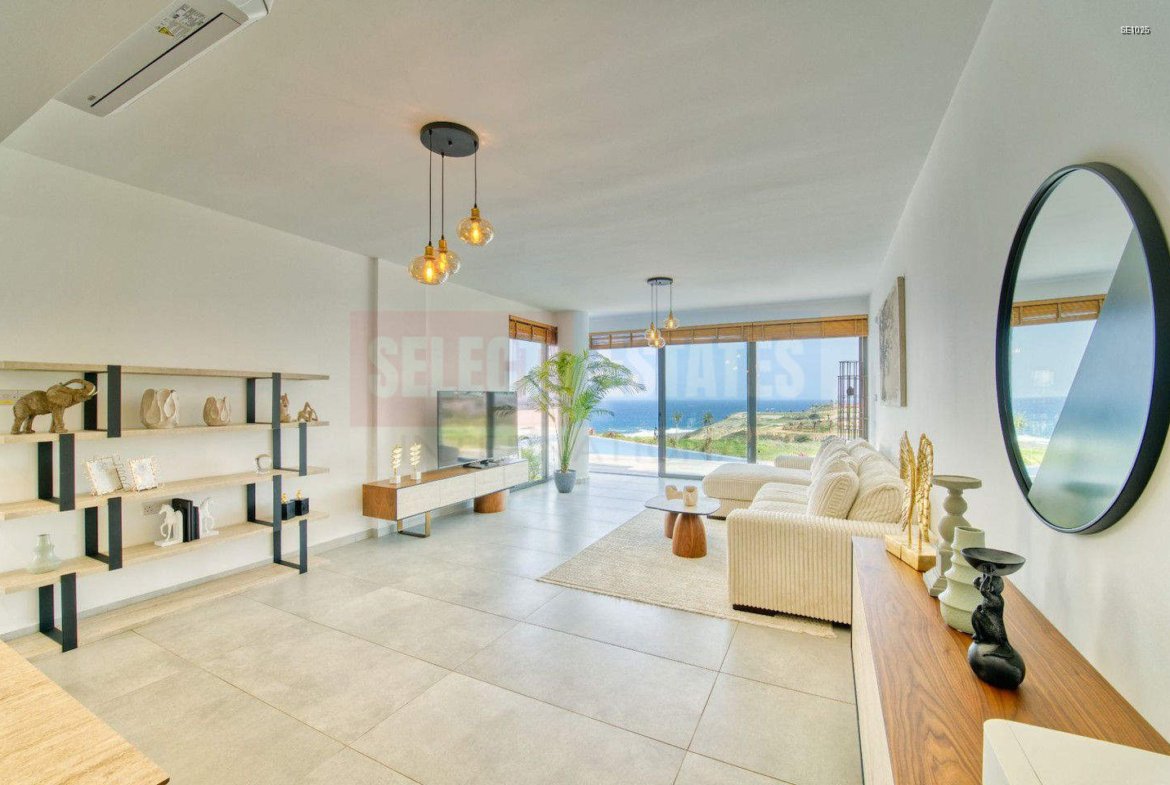 Beachfront Luxury Villa