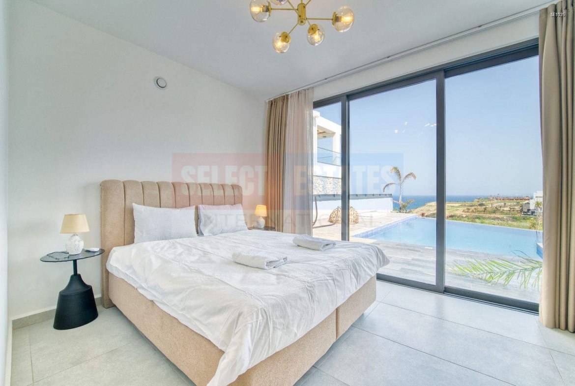 Beachfront Luxury Villa