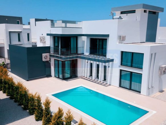 Move-in Ready Villa in Karşıyaka