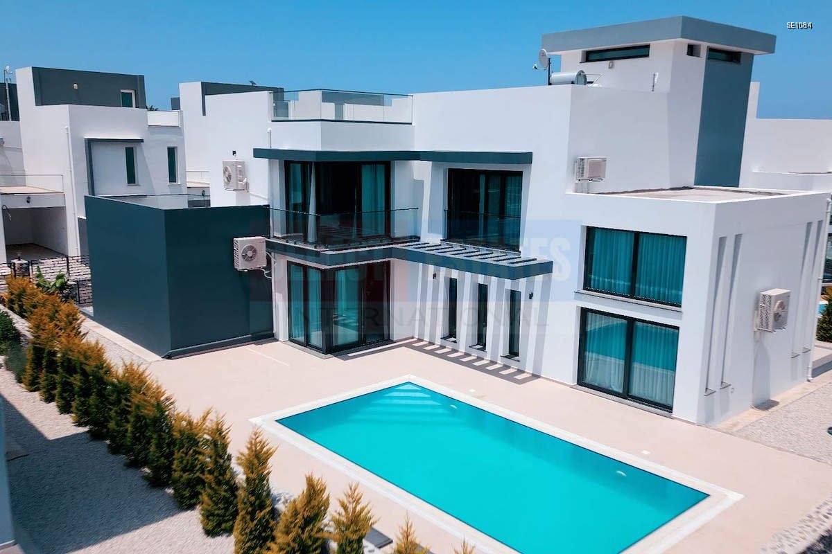 Move-in Ready Villa in Karşıyaka