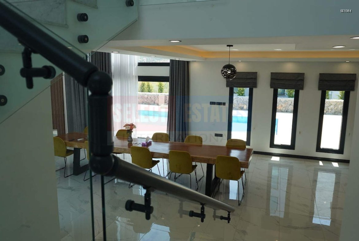 Move-in Ready Villa in Karşıyaka