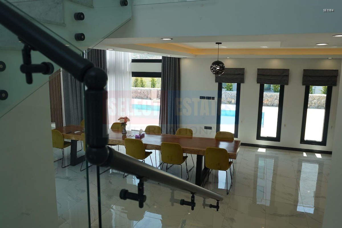 Move-in Ready Villa in Karşıyaka