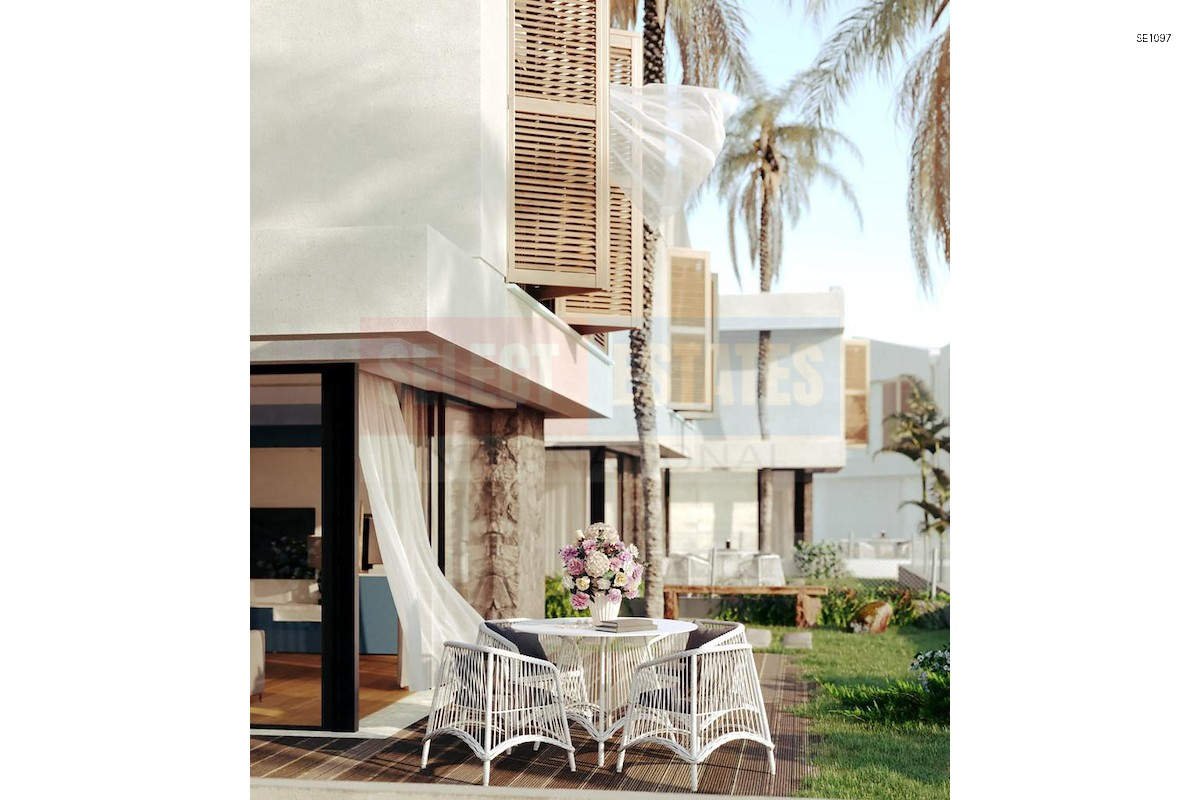 SE1097_021 Immediate Delivery Villa in Alsancak