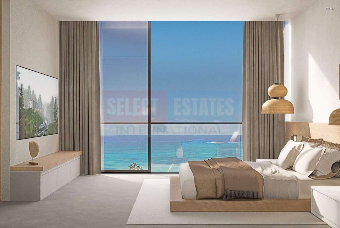 Seafront Villa in Esentepe