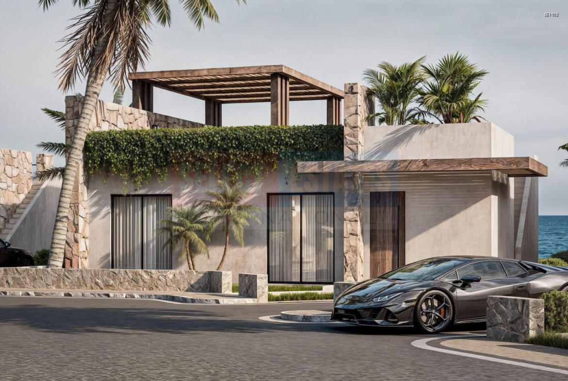 Seafront Villa in Esentepe