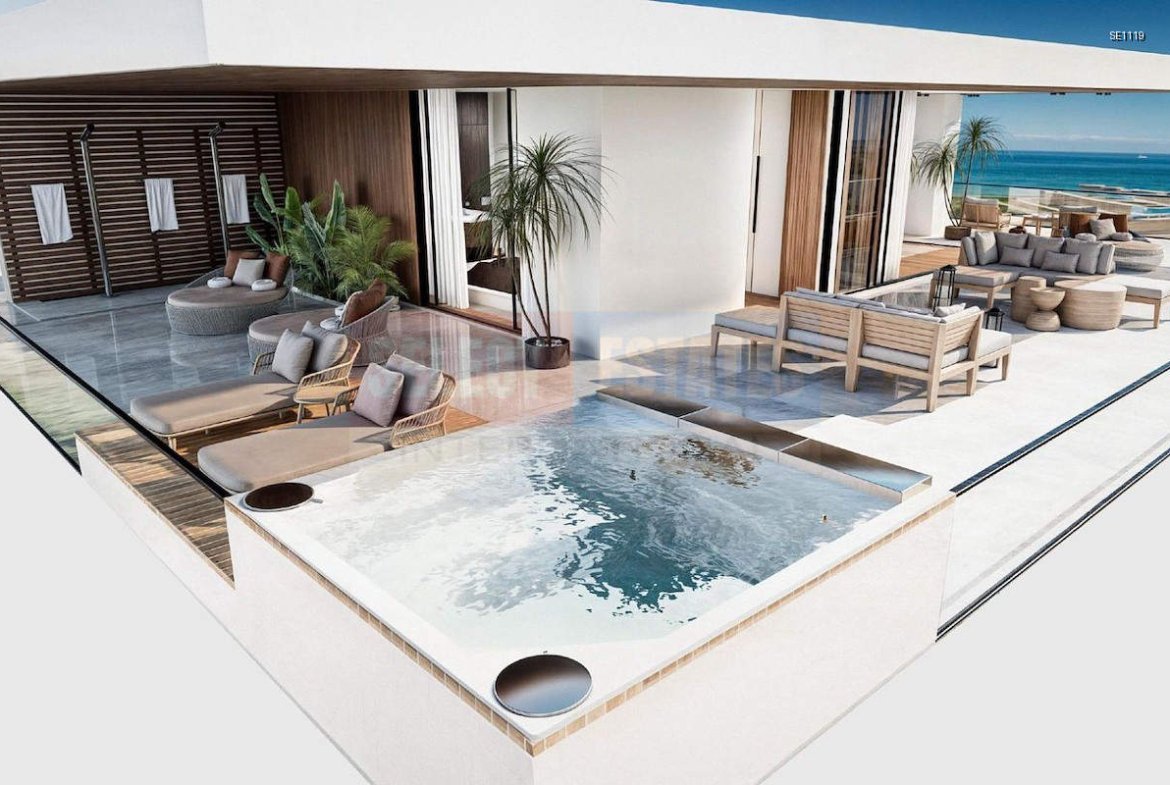 Iskele Long Beach Luxury Penthouse