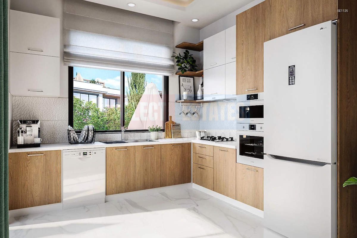Ready to Move Garden Apartment in Lapta