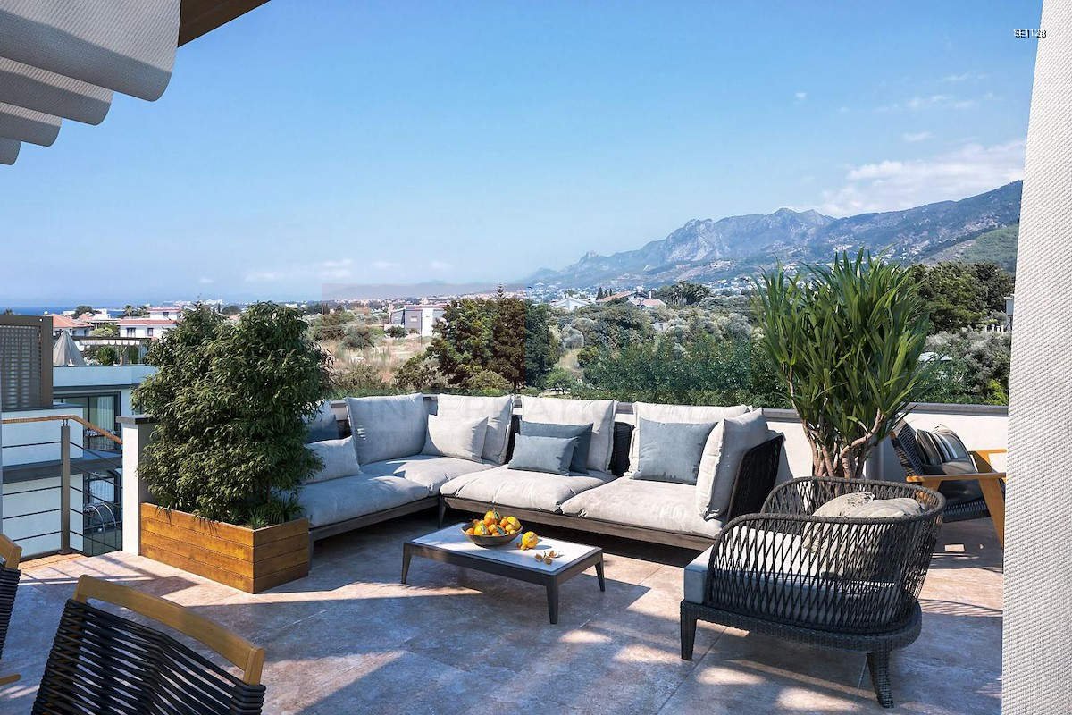Luxury Penthouse with Sea View in Lapta