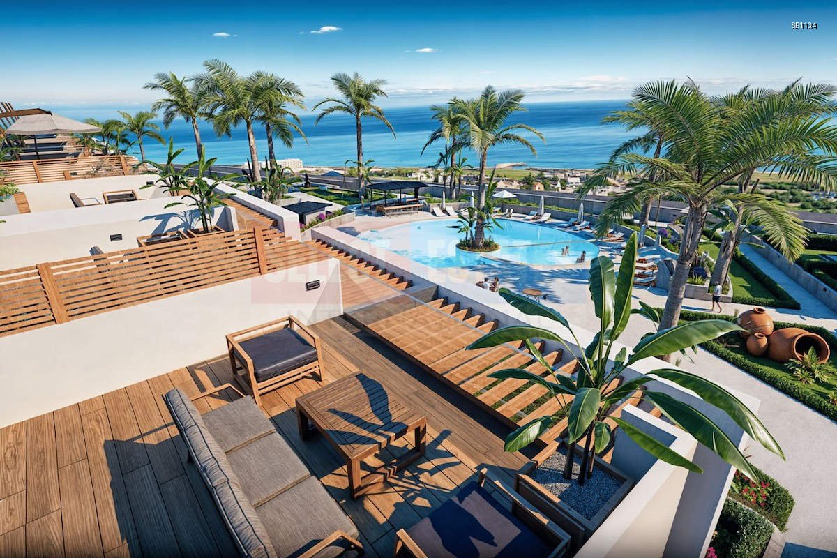 SE1134_010 Luxury Penthouse with Sea View in Lapta