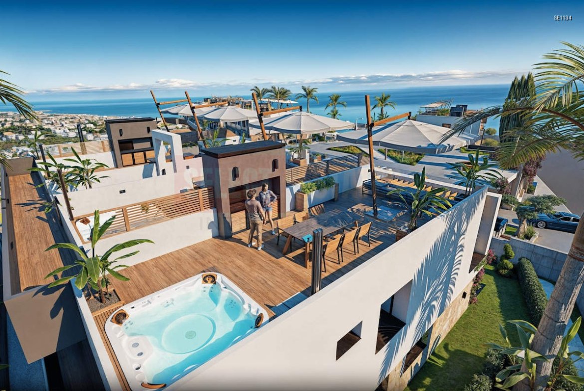 Luxury Penthouse with Sea View in Lapta
