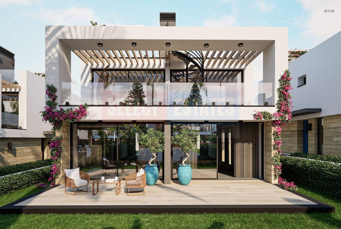 Luxury Villa with Sea View in Lapta