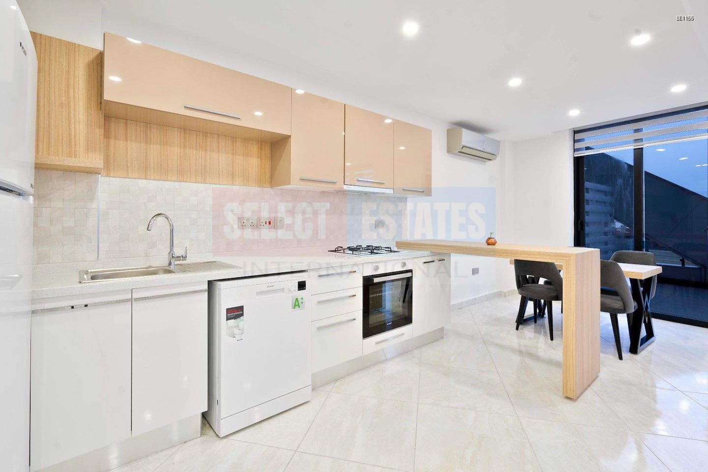 SE1155_011 Move-in Ready Apartment in Kyrenia Center