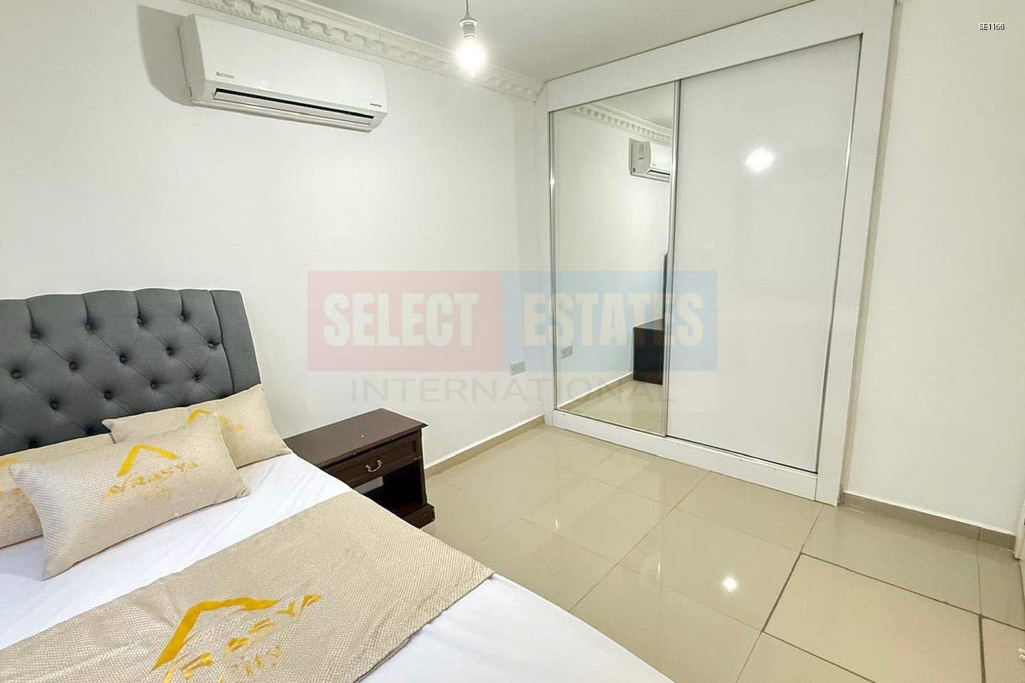 SE1166_010 Modern Ready Apartment in Girne Center