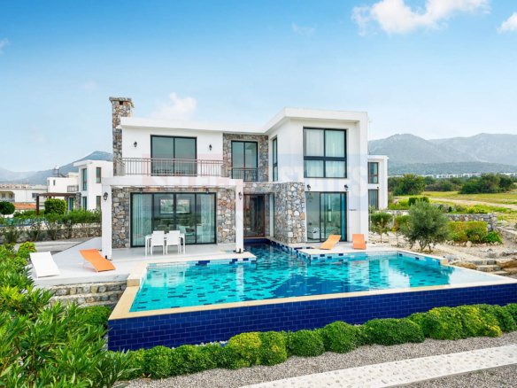 Sea front Luxury Detached Villa