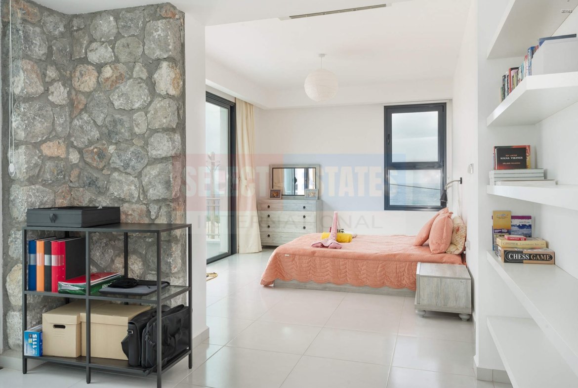 Sea front Luxury Detached Villa