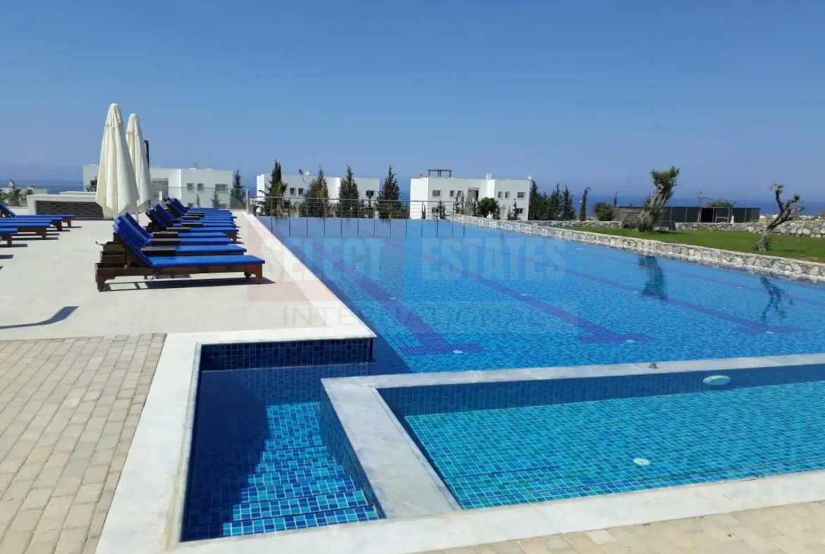 2+1 Apartment with Sea View in Tatlısu