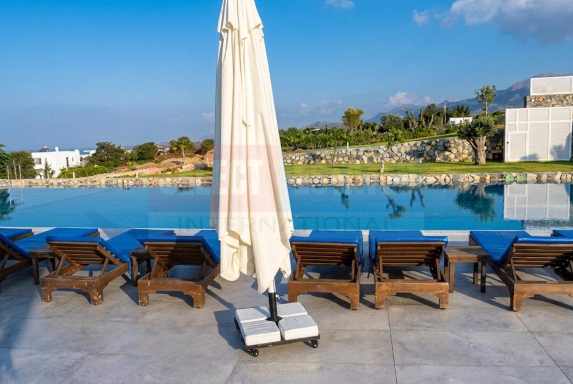 2+1 Apartment with Sea View in Tatlısu