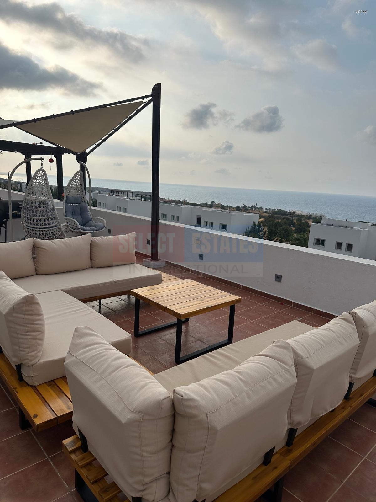 SE1186_006 Sea View Apartment in Cyprus