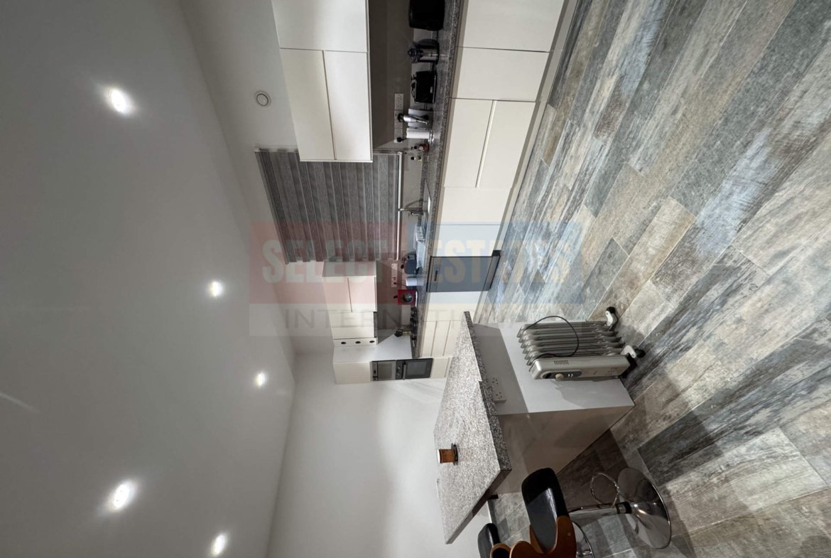 See front Luxury Bungalow –