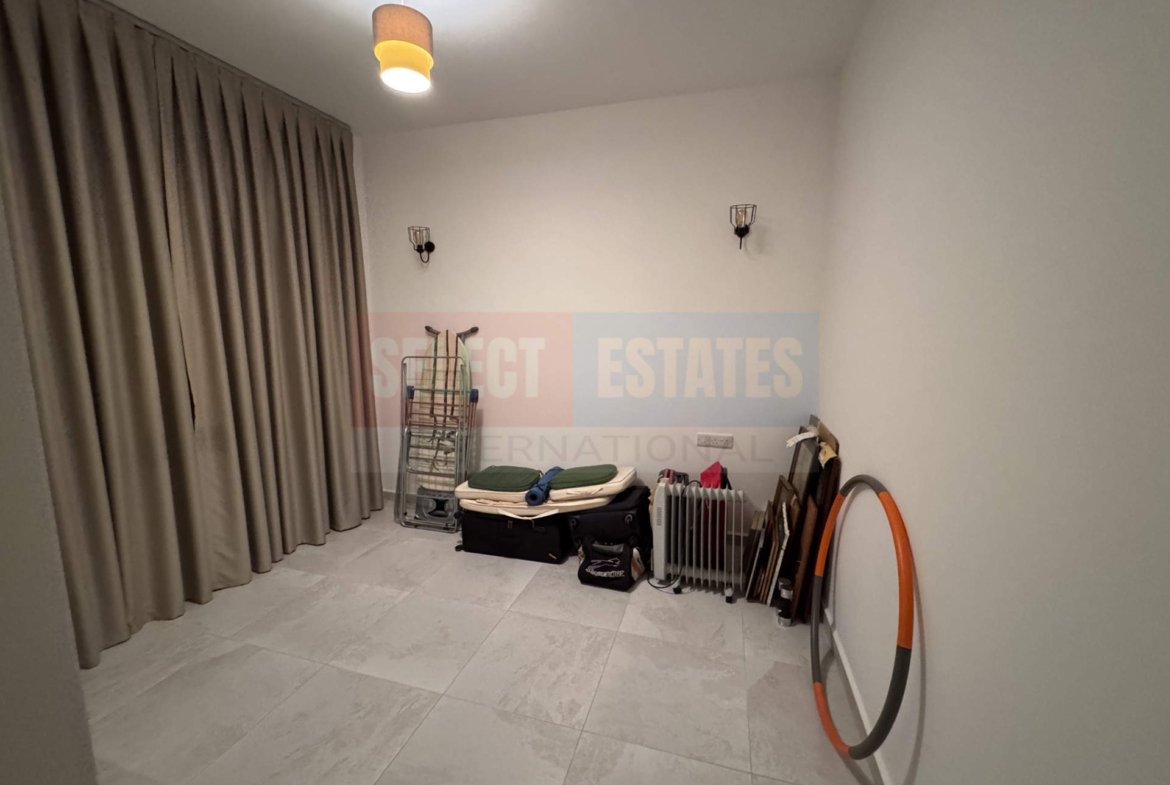 See front Luxury Bungalow –