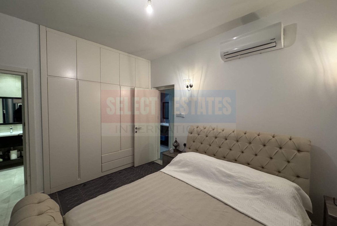 See front Luxury Bungalow –
