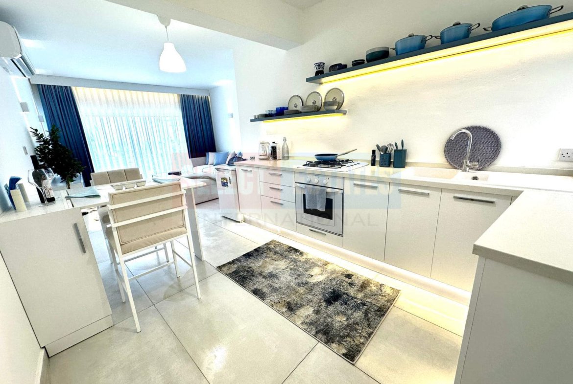 Ready to move 2+1 Luxury Penthouse in Bahçeli, Kyrenia