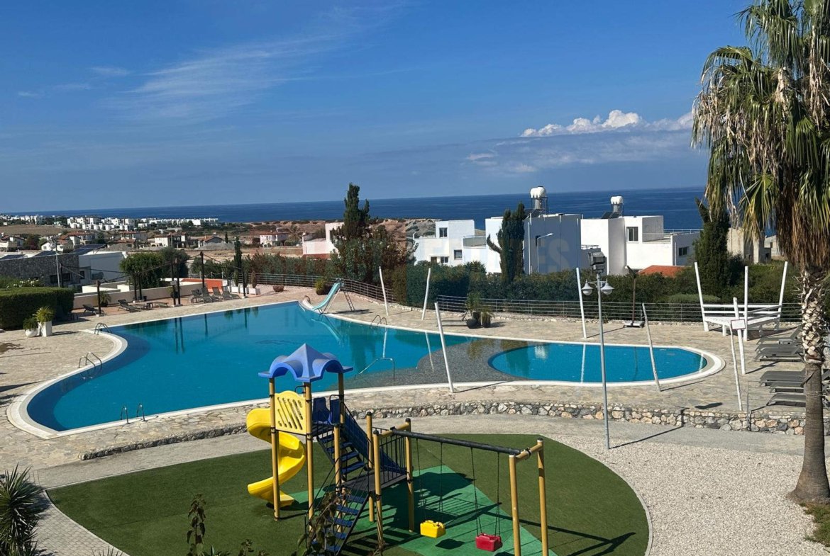 Ready to move 2+1 Luxury Penthouse in Bahçeli, Kyrenia