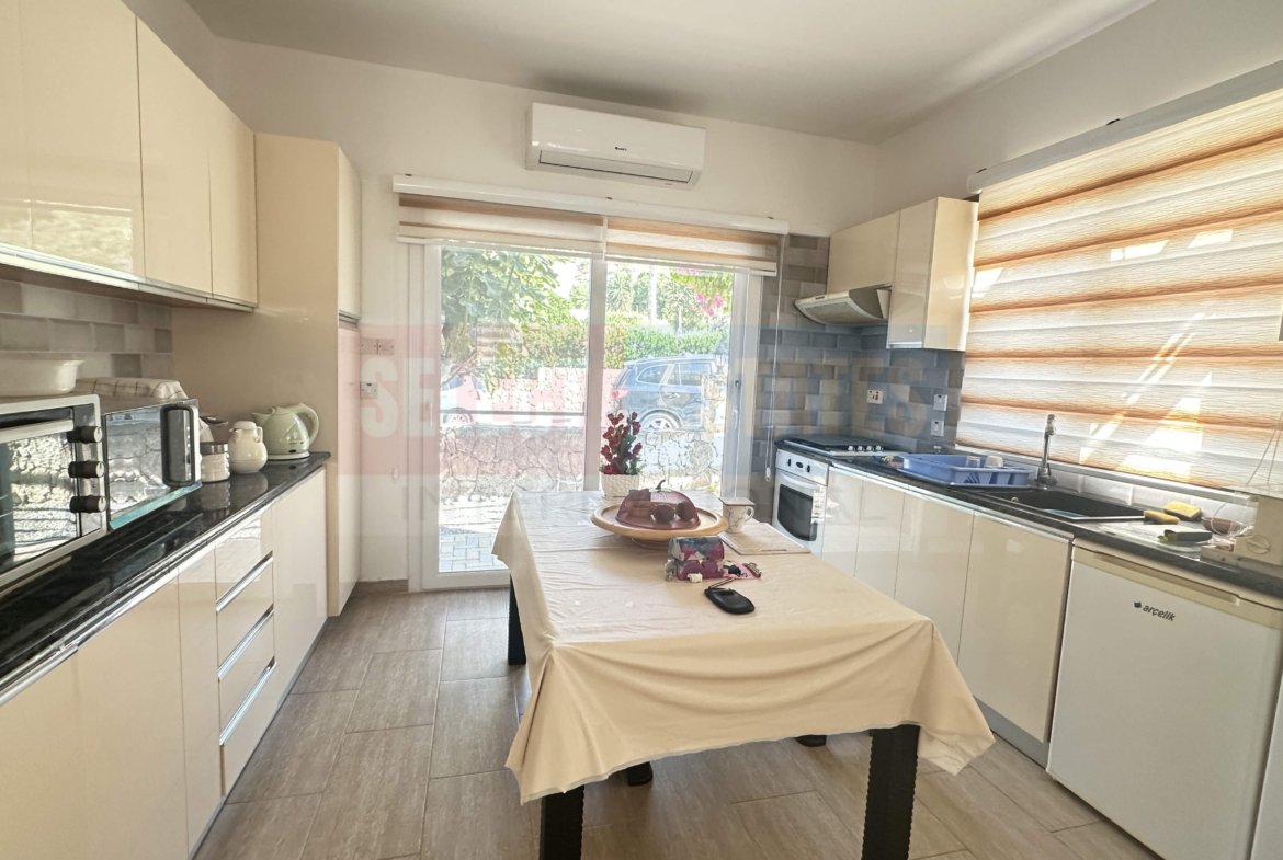 Villa with Pool and View in Alsancak
