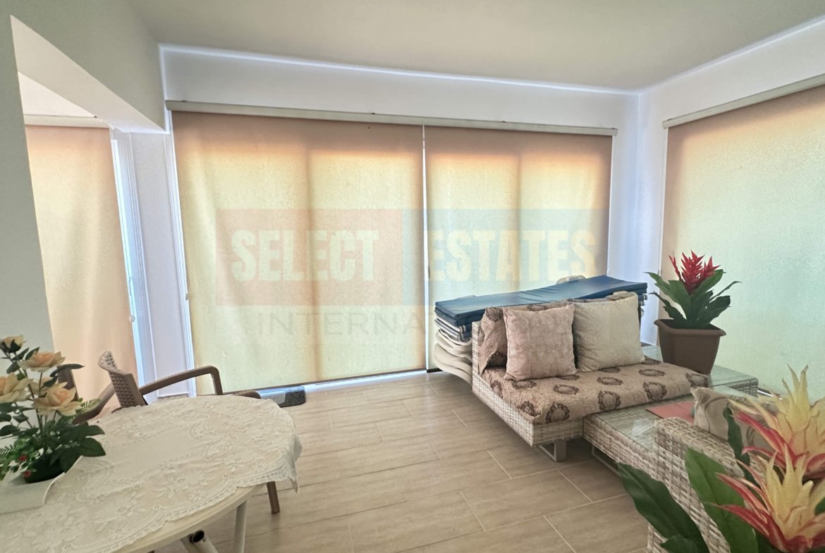 Villa with Pool and View in Alsancak