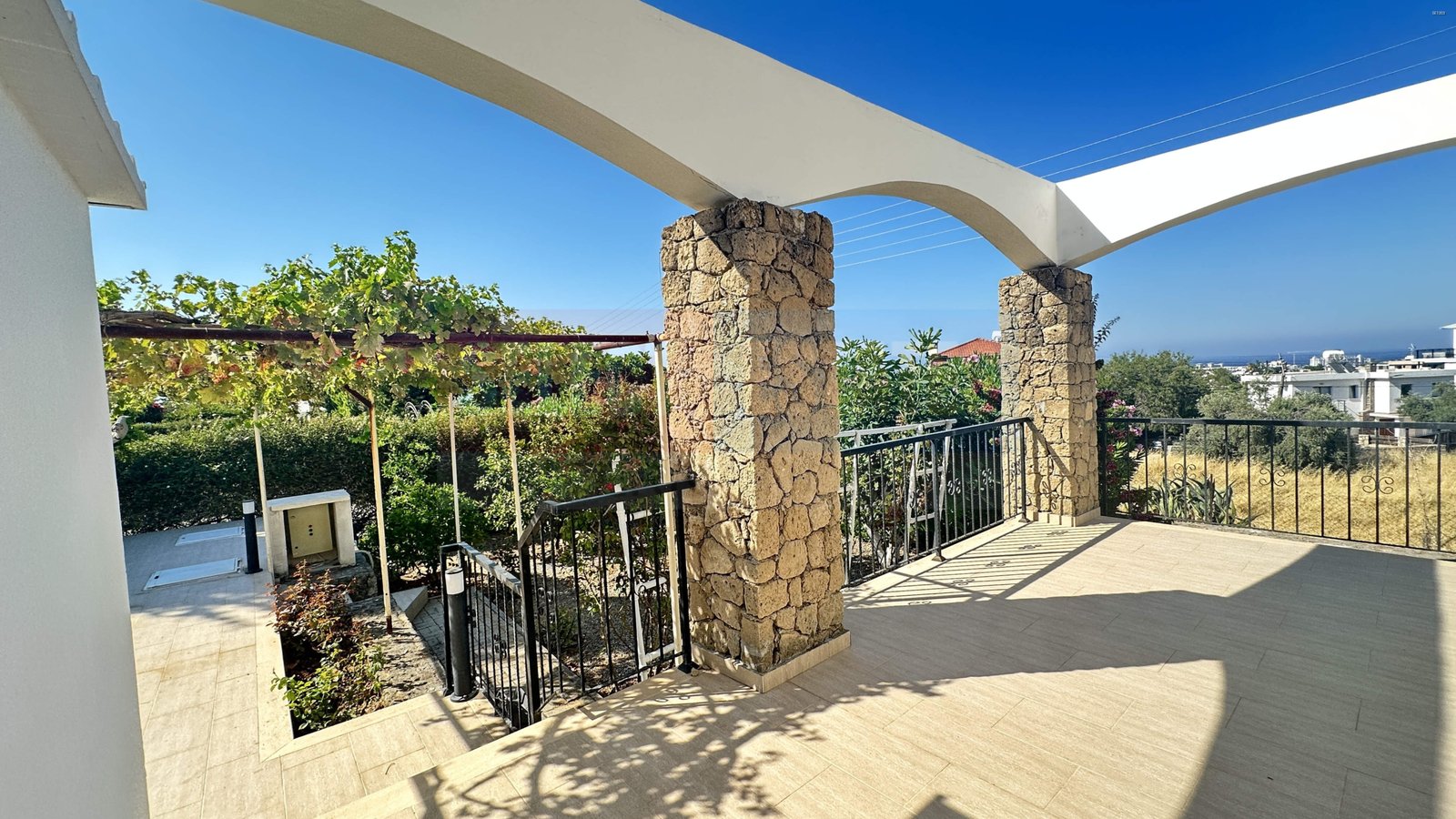 SE1203_015 Villa with Pool and View in Alsancak