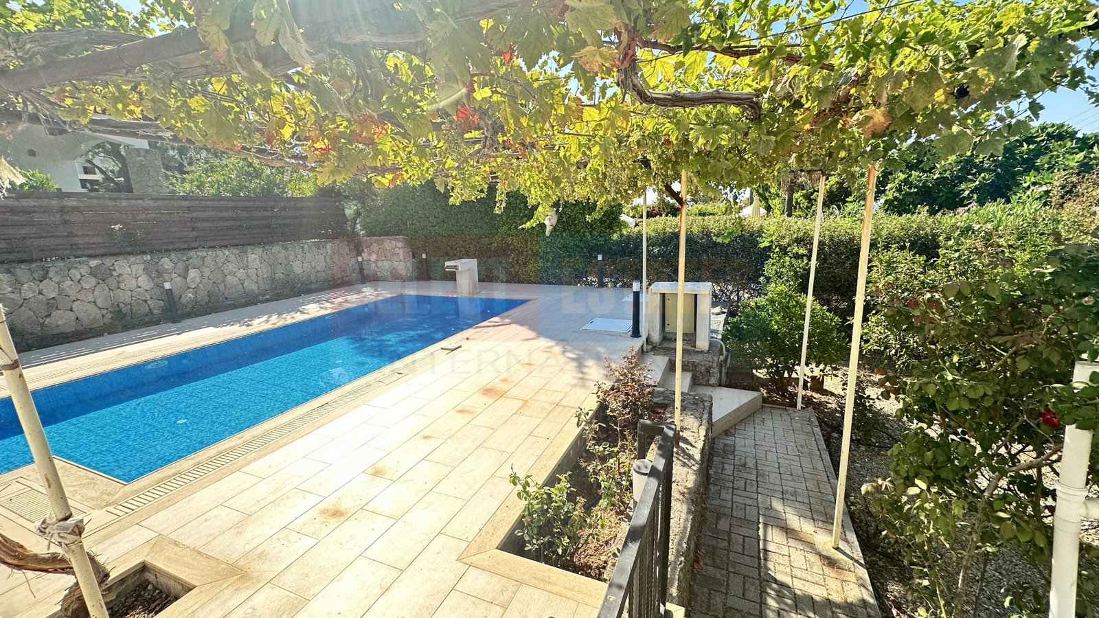 SE1203_017 Villa with Pool and View in Alsancak