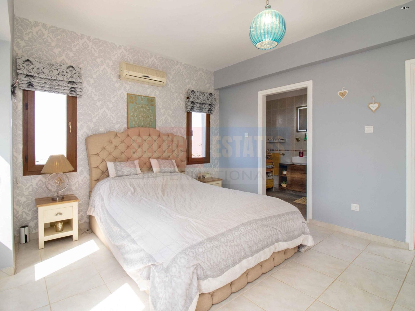 Luxury Villa with Pool with amazing views – North Cyprus