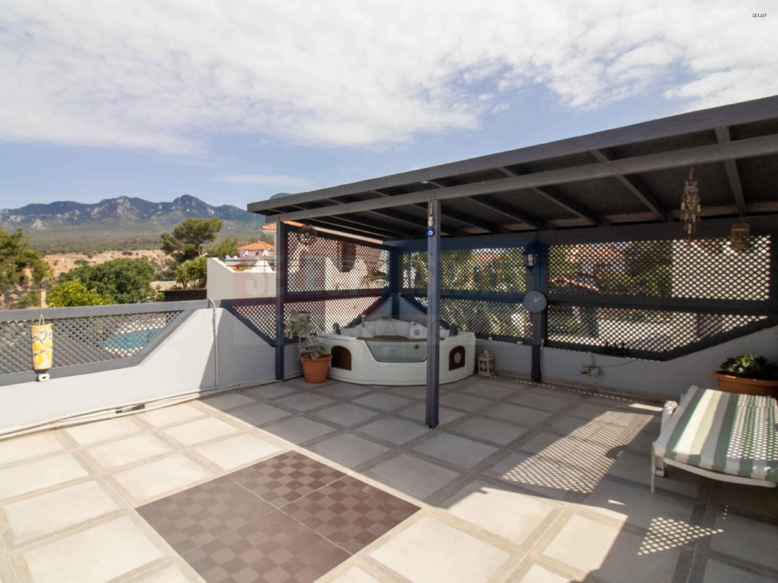 Luxury Villa with Pool with amazing views – North Cyprus