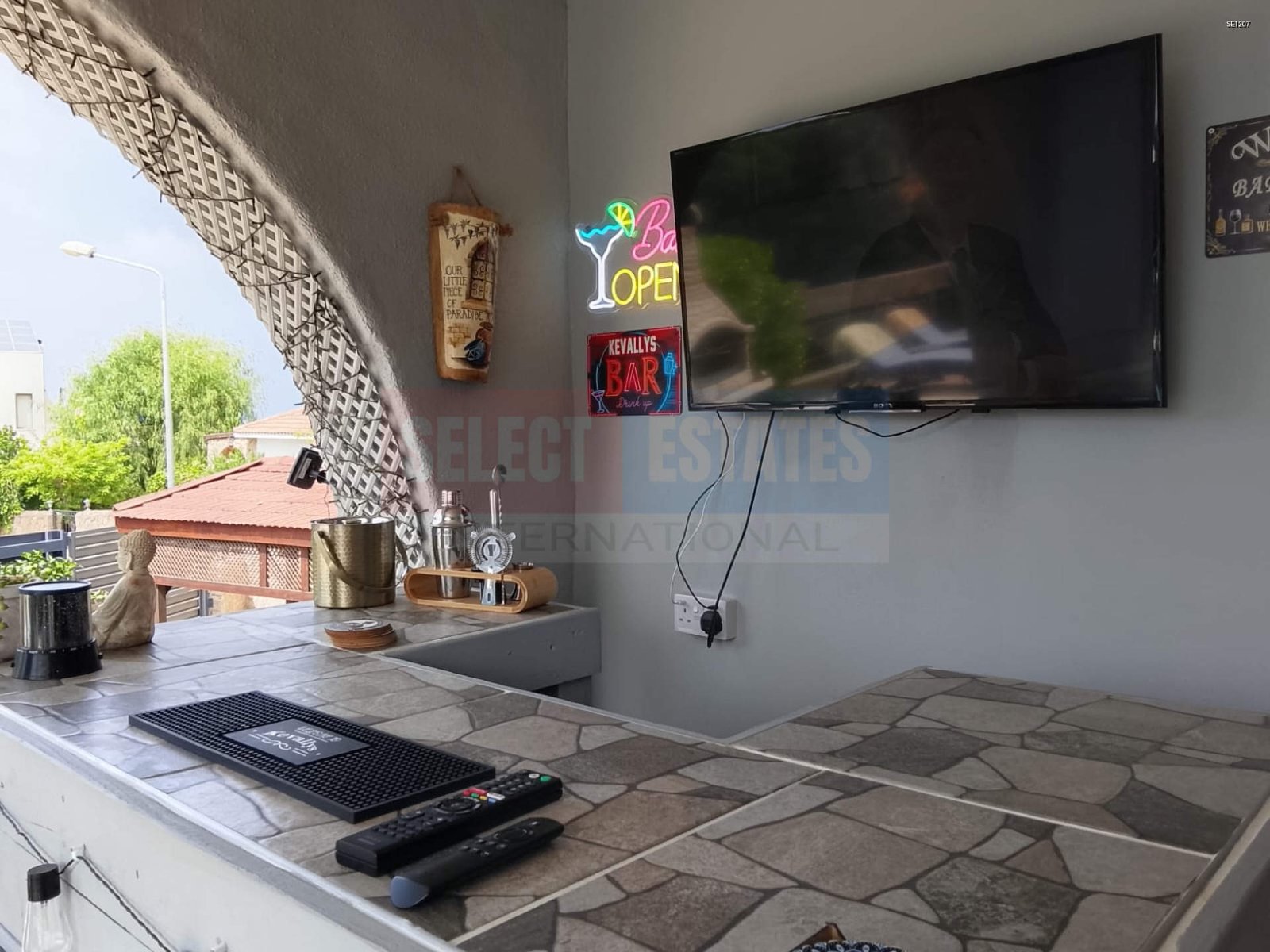 Luxury Villa with Pool with amazing views – North Cyprus